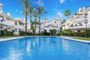 Magnifico Apto en Puerto Banus * Piscina * Parking